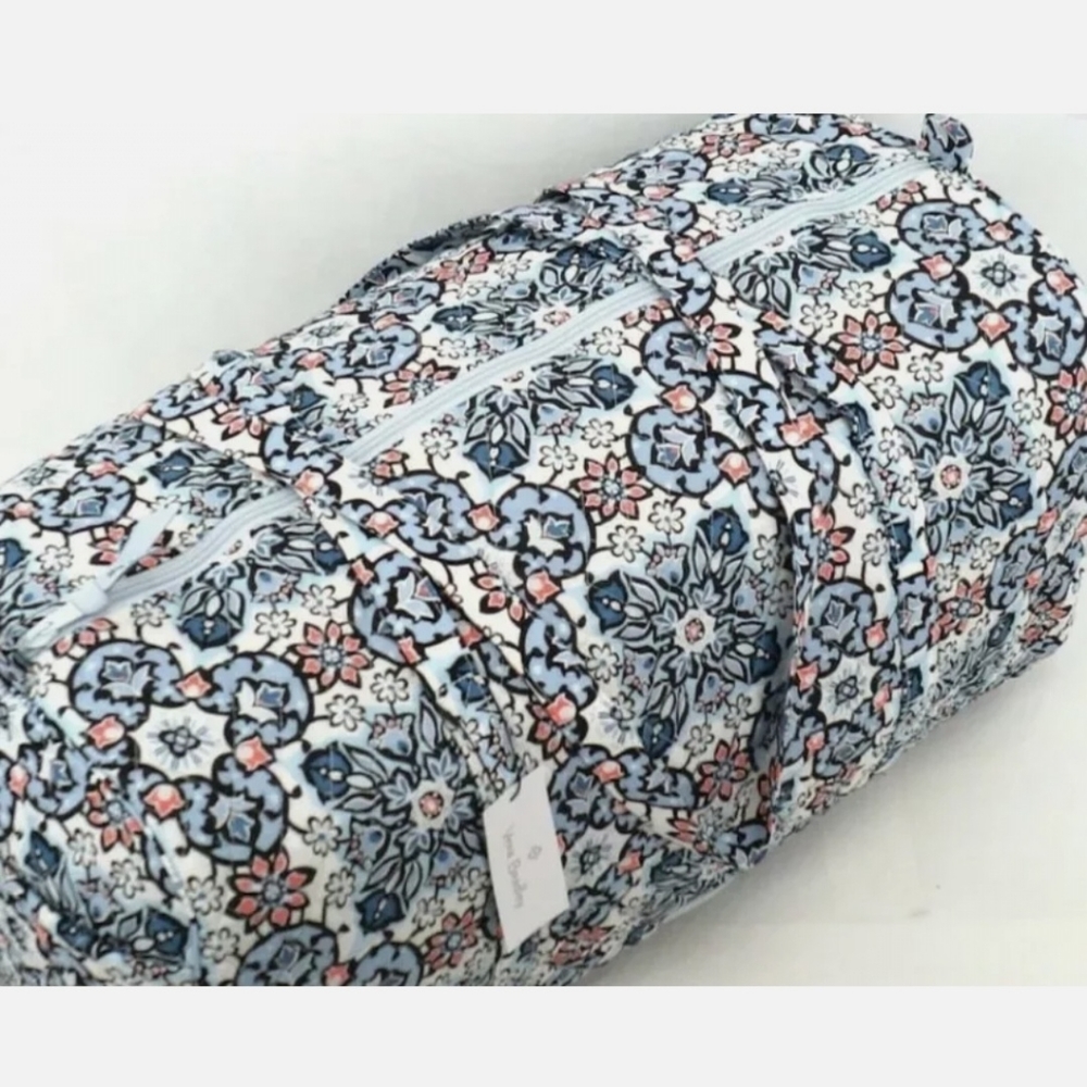 Vera Bradley Large Traveler Duffel Bag Lisbon Medallion Pattern - Picture 3 of 5